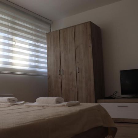 Apartman Lena Banovo Brdo Apartment Beograd Ngoại thất bức ảnh
