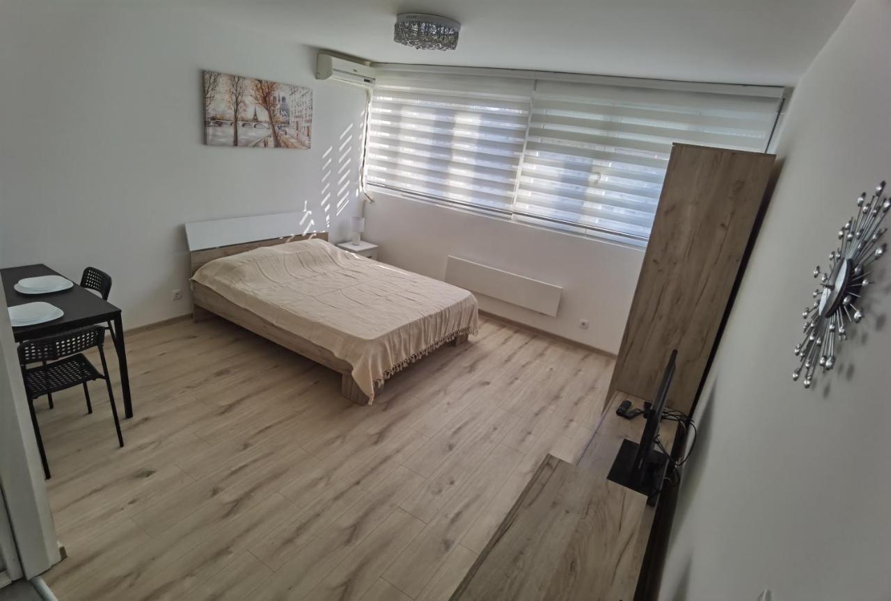 Apartman Lena Banovo Brdo Apartment Beograd Ngoại thất bức ảnh